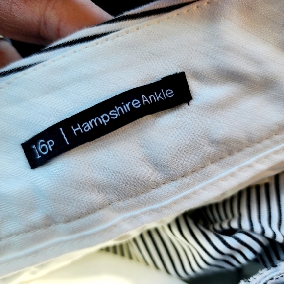 Talbots Hampshire Ankle Pants Womens Size 16P White Grey Striped Cotton Stretch - Picture 10 of 11